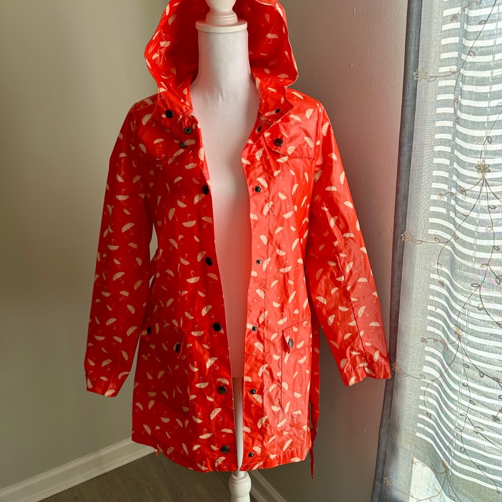 I 🖤 H81 Rain Jacket